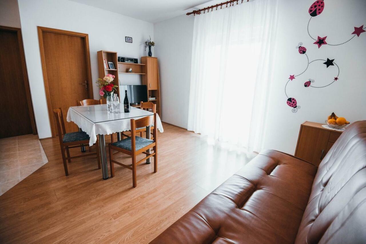 Apartmani Tamaris Vodice Dış mekan fotoğraf